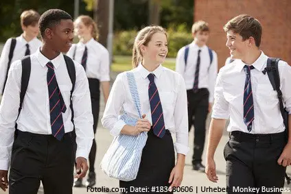 Internate in England