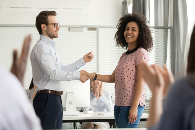 Bezahltes Praktikum im Ausland nach dem Abi