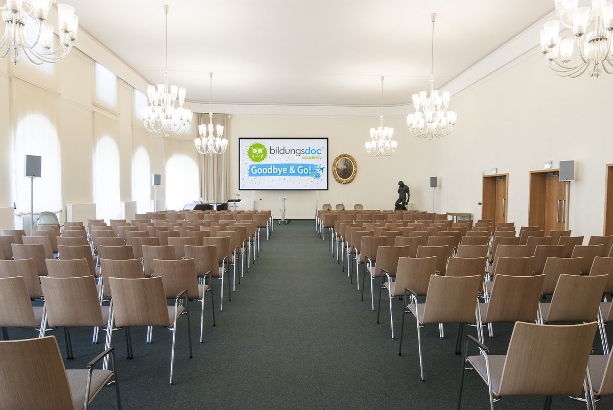 Goodbye & Go! – Verabschiedung der High-School-Teilnehmer von bildungsdoc® Festsaal zur bildungsdoc® Goodbye & Go! Verabschiedung der High-School-Teilnehmer vor ihrem Schüleraustausch und High School Year im Ausland.